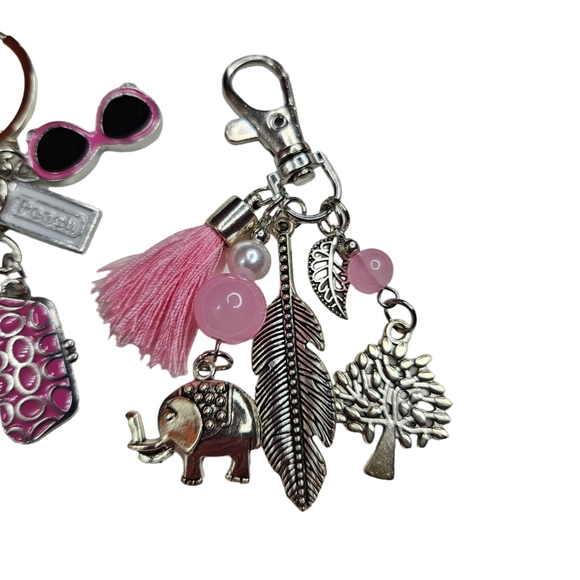 Women's Set of 2 Keychain Handbag Charms Purse Swag NWOT Silver Pink Gift Idea - Picture 4 of 9